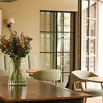 Hotel Mimosa 4*
