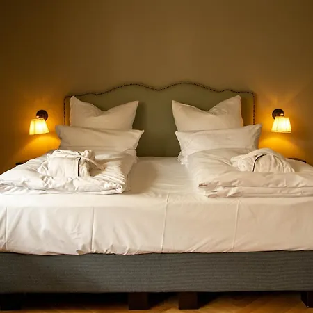 Mimosa Hotell 4*