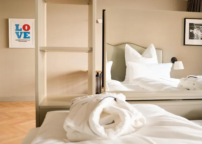 Mimosa Hotel