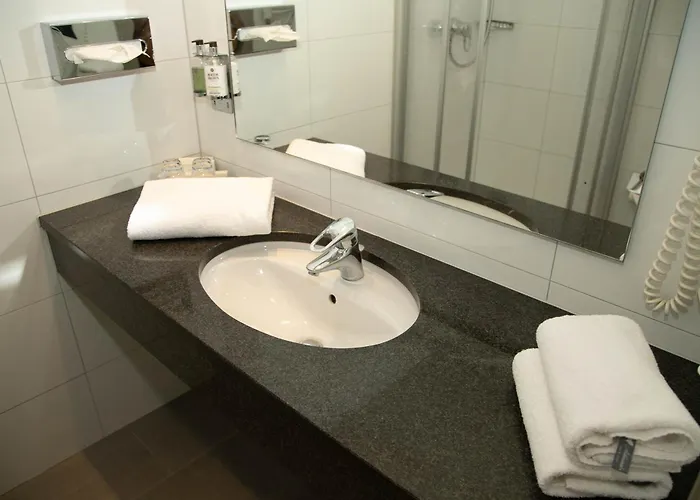 Hotel Mimosa 4*